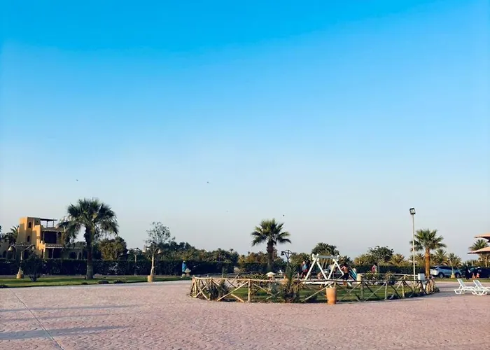 Blumar Luxury Royal Sea View * عين السخنة