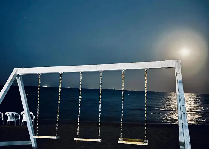 Blumar Luxury Royal Sea View شقة *